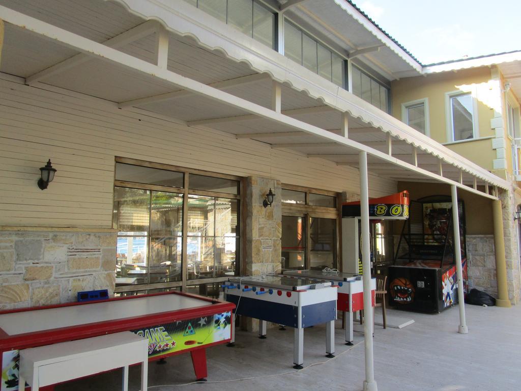 Club Mackerel Holiday Village Foca Exterior photo