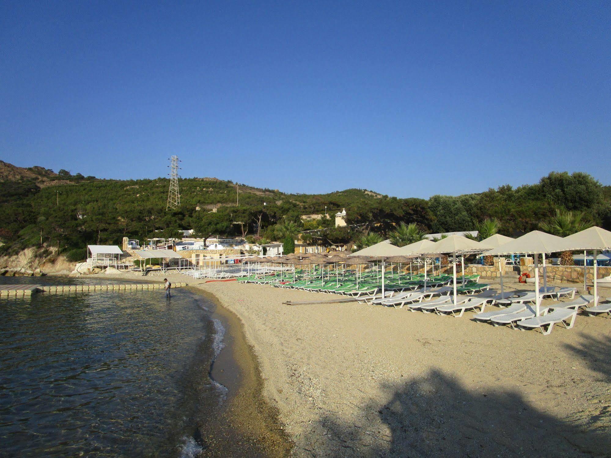 Club Mackerel Holiday Village Foca Exterior photo